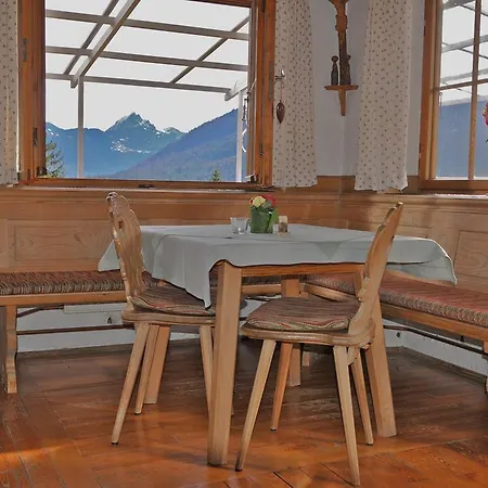 Gastehaus Maria Theresia Garni Hotel 3*