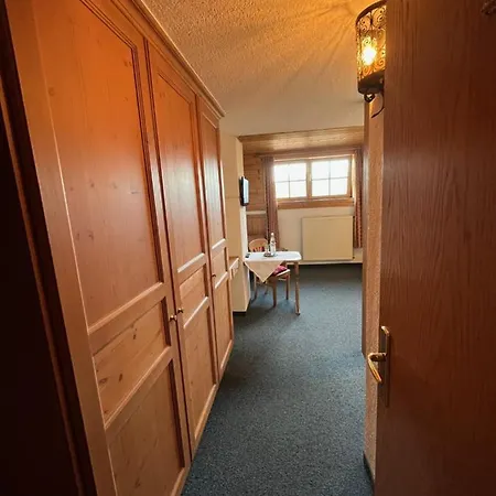 Gastehaus Maria Theresia Garni 3*