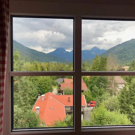 Gastehaus Maria Theresia Garni 3*