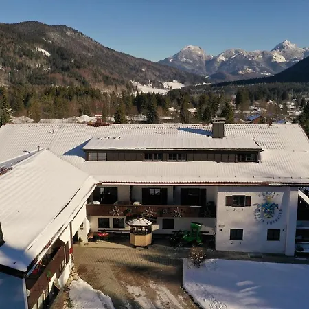 Gastehaus Maria Theresia Garni Hotell 3*