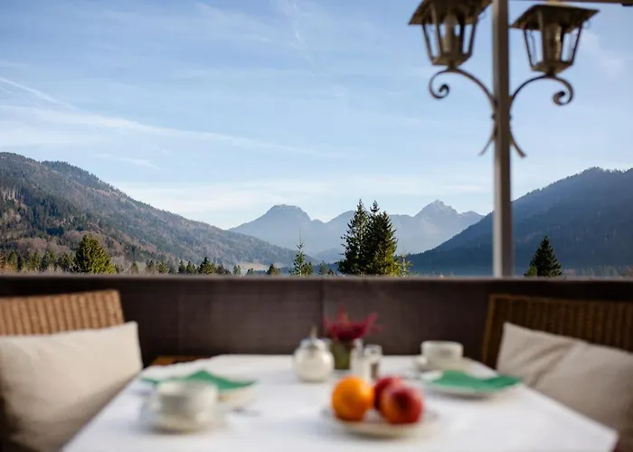 Gastehaus Maria Theresia Garni Hotel 3*