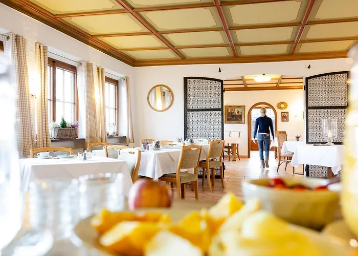 Gastehaus Maria Theresia Garni Hotel Schliersee
