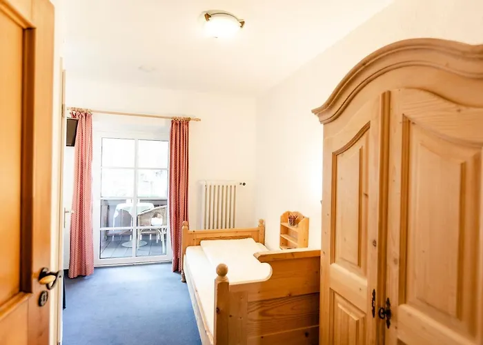 Gastehaus Maria Theresia Garni Hotel Schliersee
